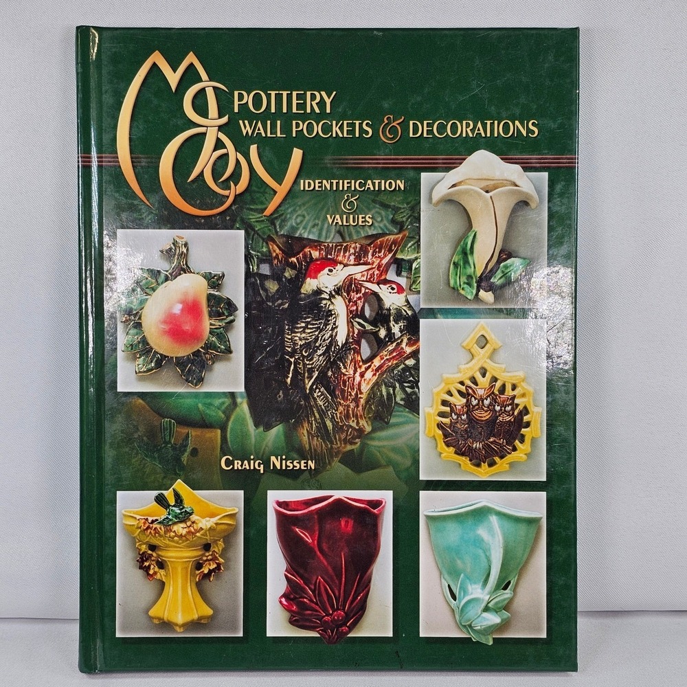 McCoy Pottery Wall Pockets & Decorations Identification & Values Craig Nissen HC